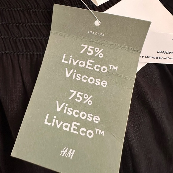 Black off the shoulder maxi dress - Picture 7 of 8